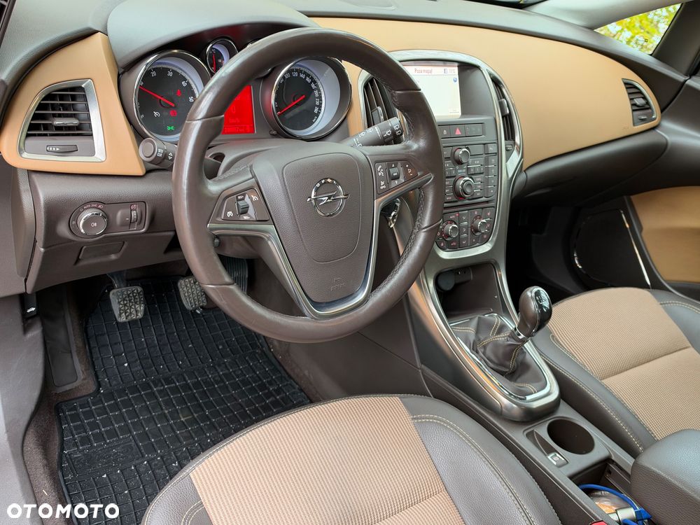 Opel Astra - 14