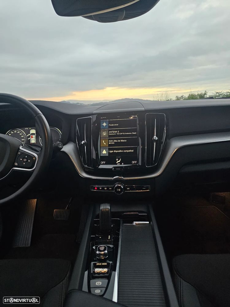 Volvo XC 60 2.0 T8 PHEV Inscription AWD - 12