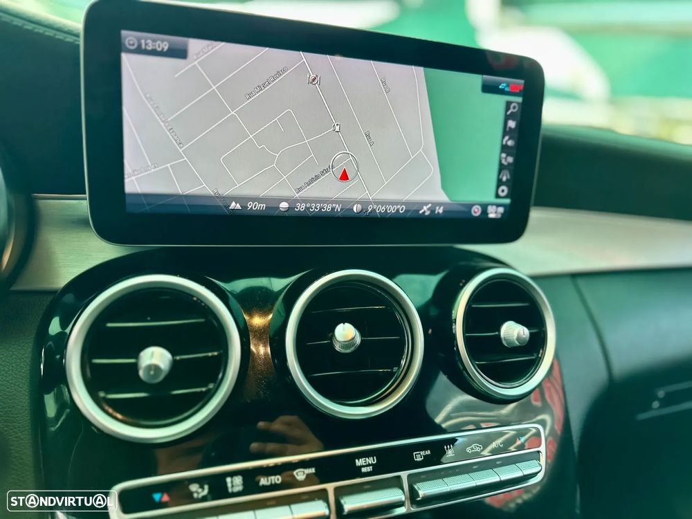 Mercedes-Benz C 300 de AMG Line - 21