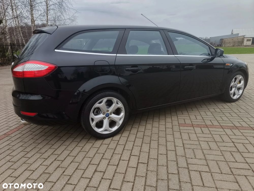 Ford Mondeo 2.5 Titanium - 15