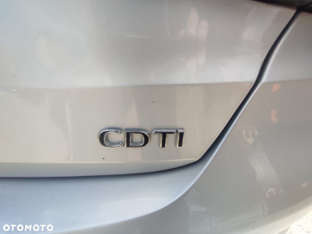 Opel Astra - 9