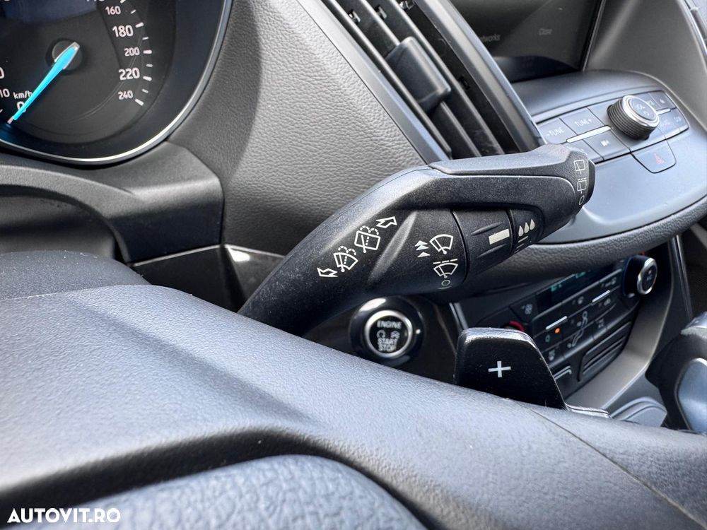 Ford Kuga 1.5 EcoBoost 4x4 Aut. Trend - 22