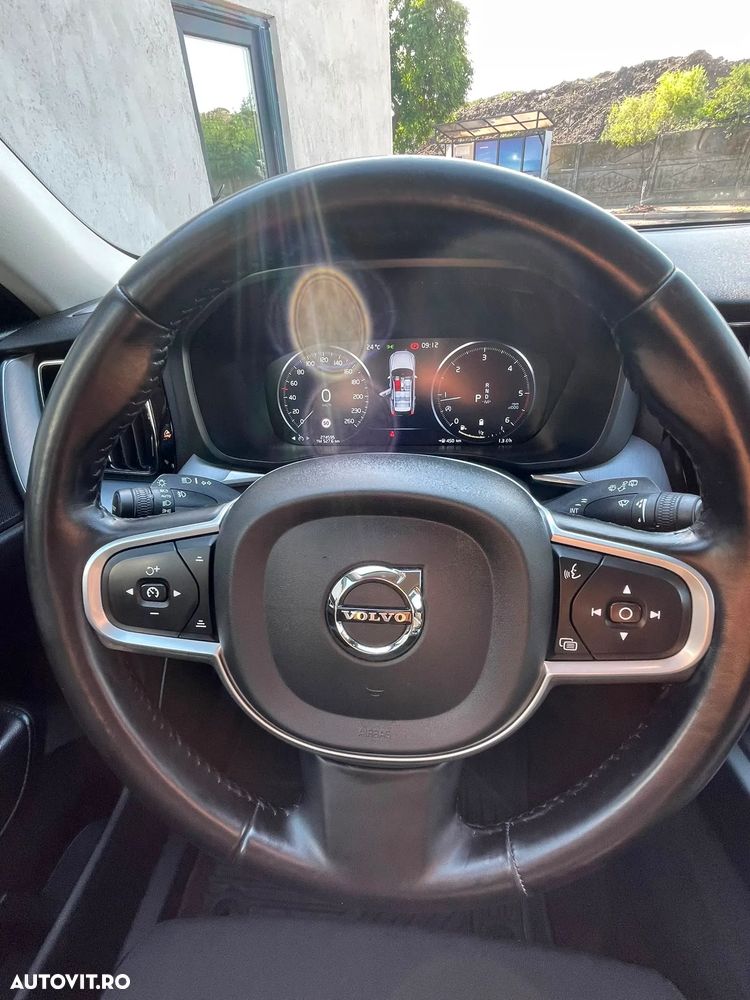Volvo XC 60 B4 MHEV Inscription - 14