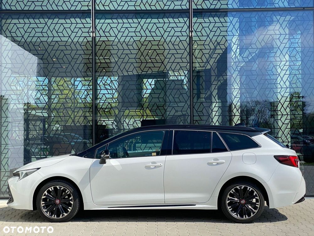 Toyota Corolla 2.0 Hybrid GR Sport - 3