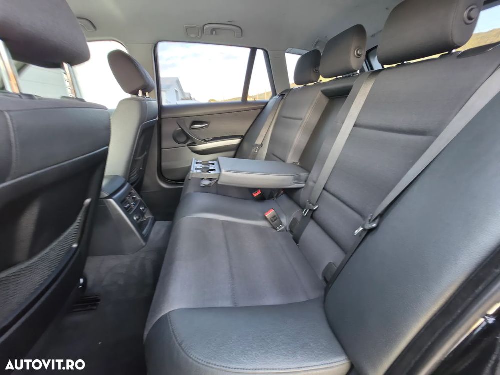 BMW Seria 3 320d DPF - 24