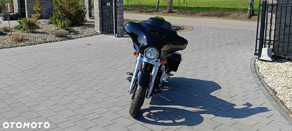 Harley-Davidson Touring Street Glide - 3