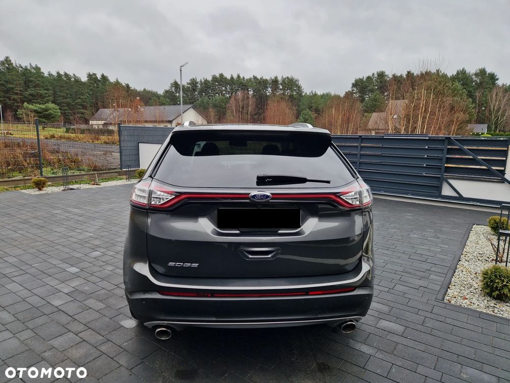 Ford Edge 2.0 TDCi Bi-Turbo 4x4 Titanium - 10