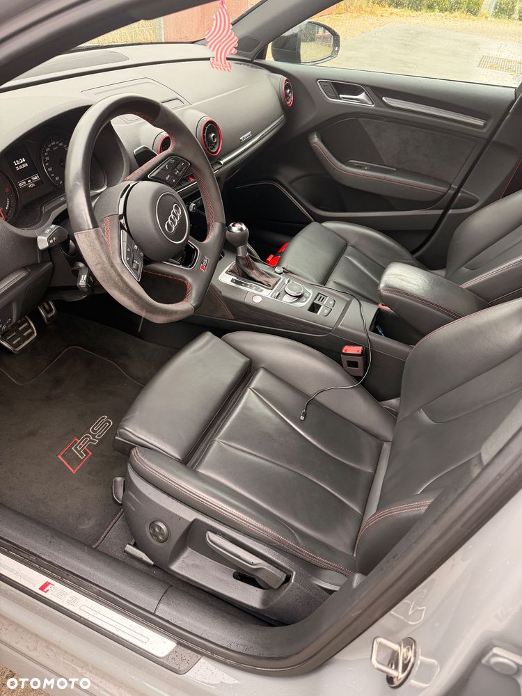 Audi RS3 Sportback - 25