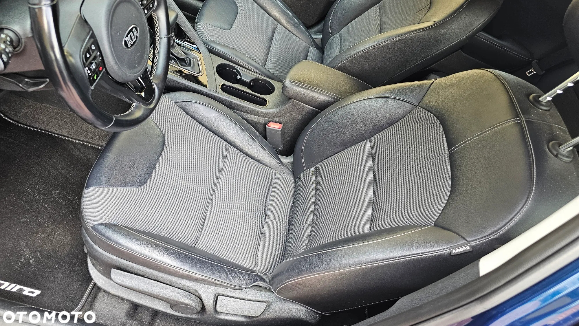 Kia Niro 1.6 GDI Hybrid L - 35