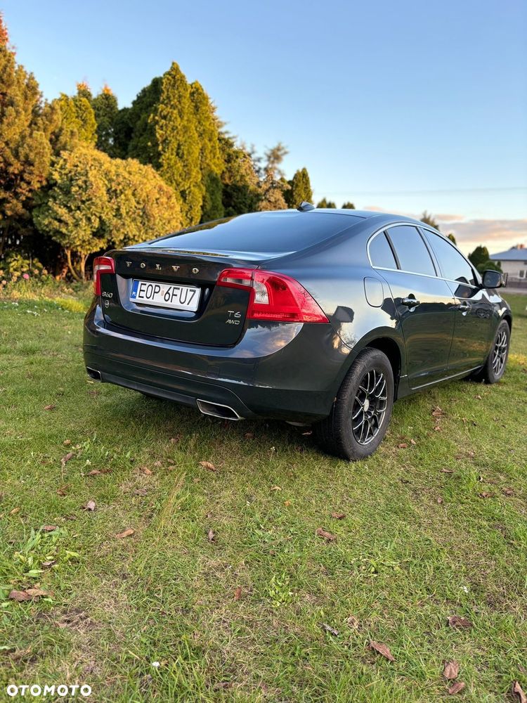 Volvo S60 T6 AWD Momentum - 3