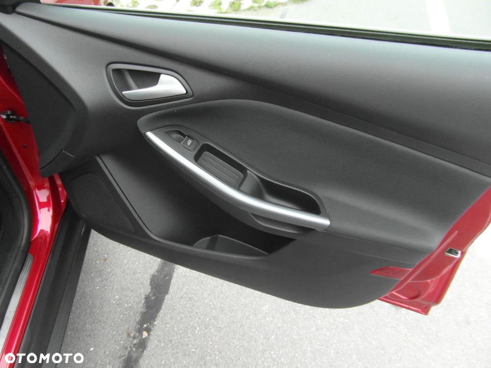 Ford Focus 1.6 TI-VCT Titanium - 29