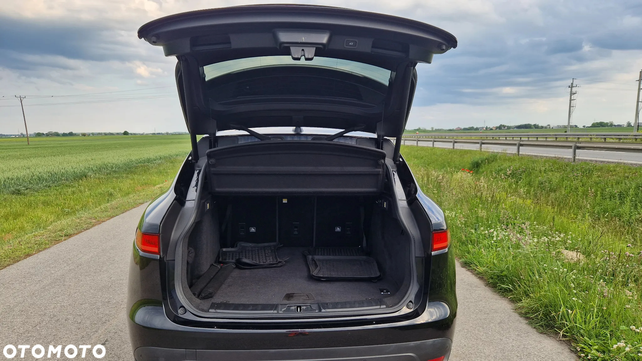 Jaguar F-Pace 2.0 i4D AWD Prestige - 15