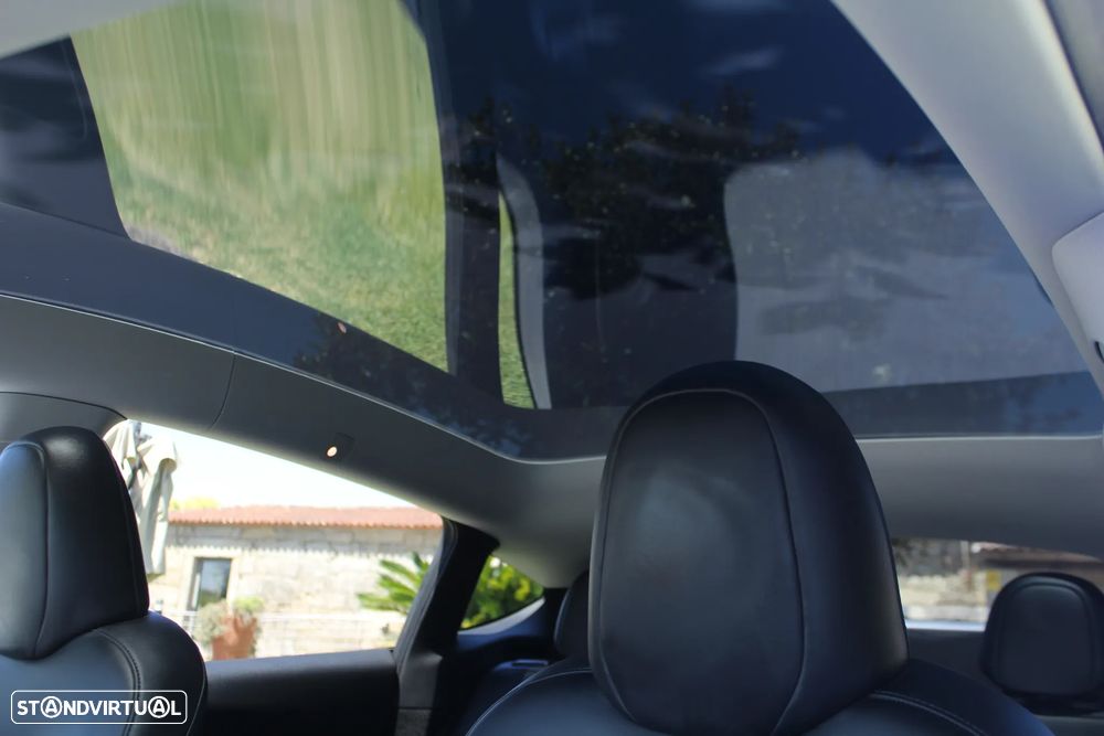 Tesla Model Y Long Range Tração Integral - 14