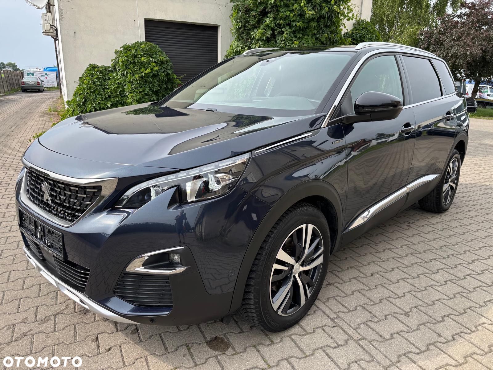 Peugeot 5008 1.6 BlueHDI Active S&S EAT6 - 1