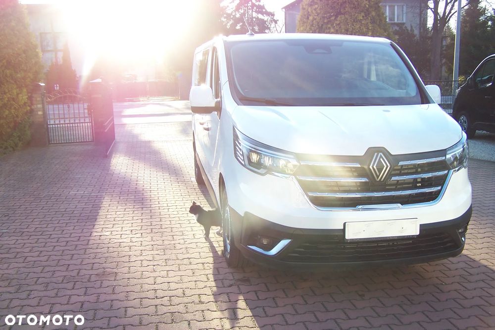 Renault Trafic - 2
