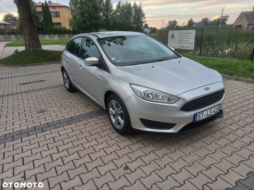 Ford Focus 1.6 TI-VCT Ambiente - 9