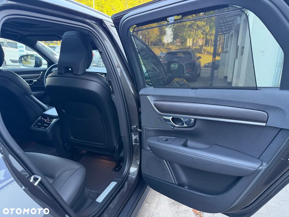 Volvo V90 Cross Country D5 AWD Geartronic - 25