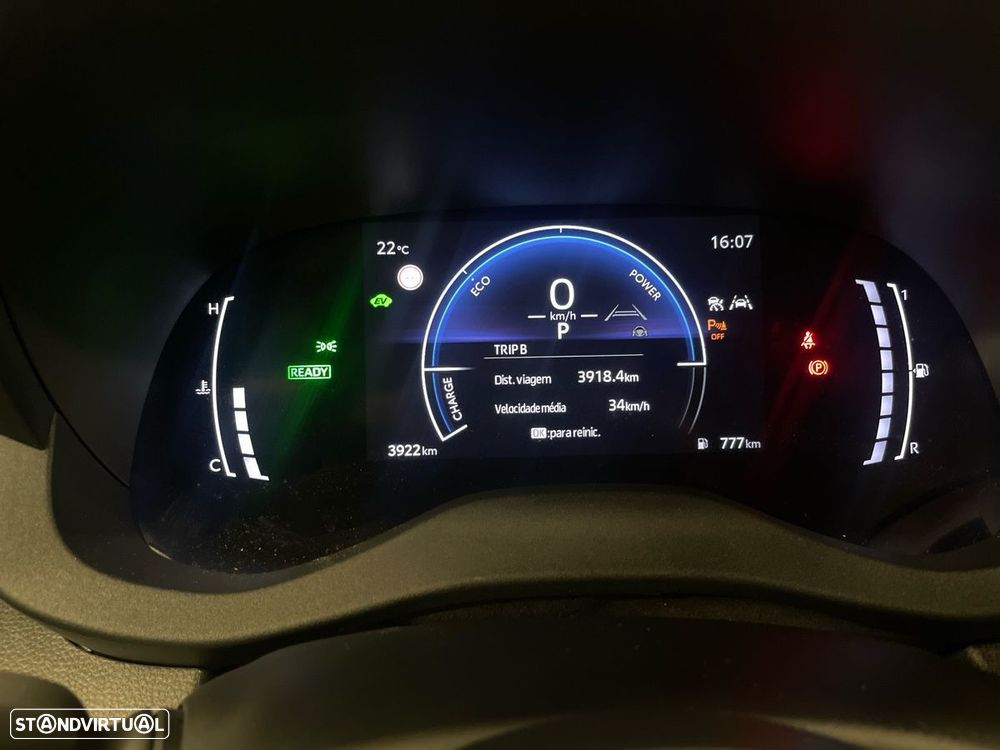 Toyota Yaris Cross 1.5 HDF Comfort Plus - 16