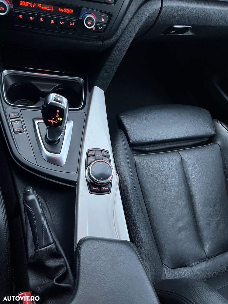 BMW Seria 3 320d Efficient Dynamic Edition Aut. Blue Performan - 23