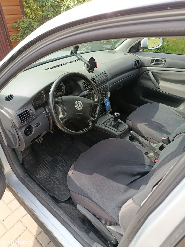 Volkswagen Passat - 7