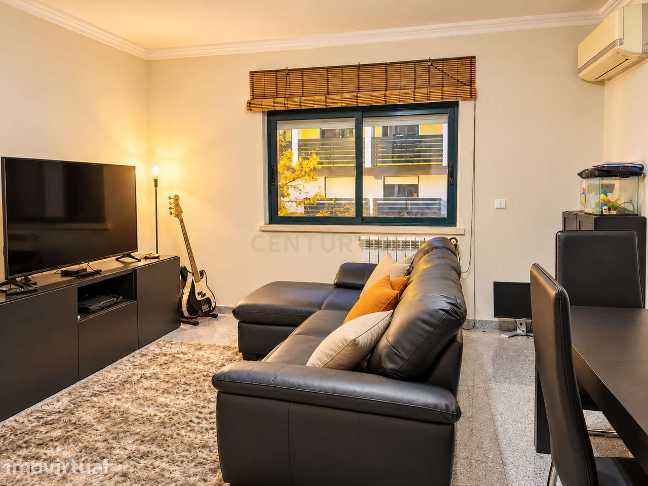 Apartamento T2 com Suíte, Elevador, 2 Varandas e Arrecadação no Montij - Grande imagem: 3/27