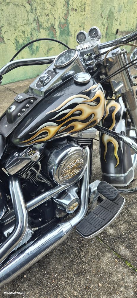 Harley-Davidson Softail - 2