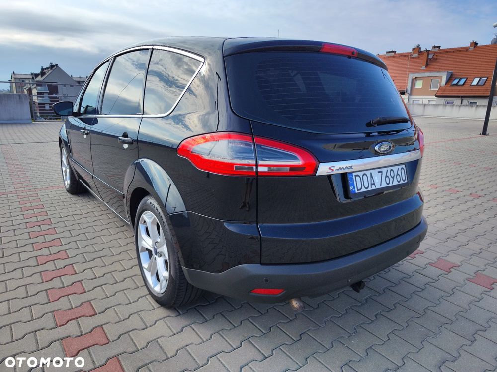 Ford S-Max - 8