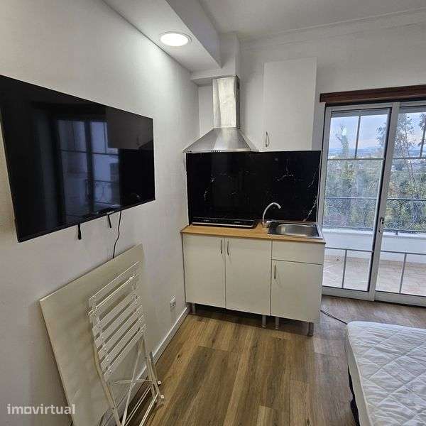 Apartamento T0 estúdio com varanda - Grande imagem: 5/5