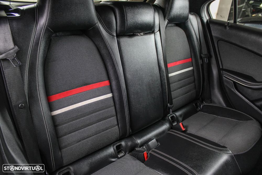 Mercedes-Benz A 180 CDI (BlueEFFICIENCY) Urban - 18