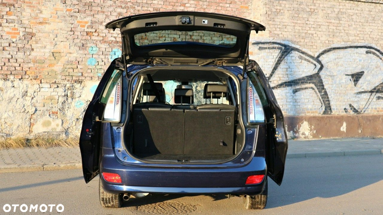 Mazda 5 2.0 Exclusive - 9