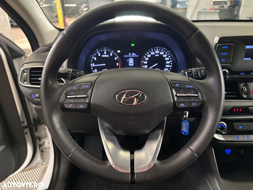 Hyundai i30 - 17