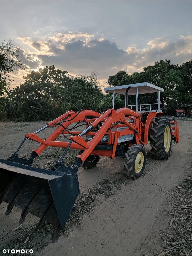 Kubota L3202DT - 7