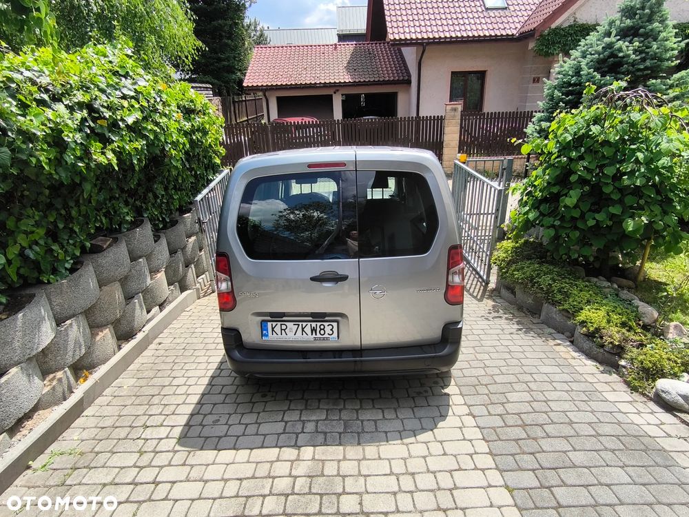 Opel Combo 1.5 CDTI Essentia S&S - 5