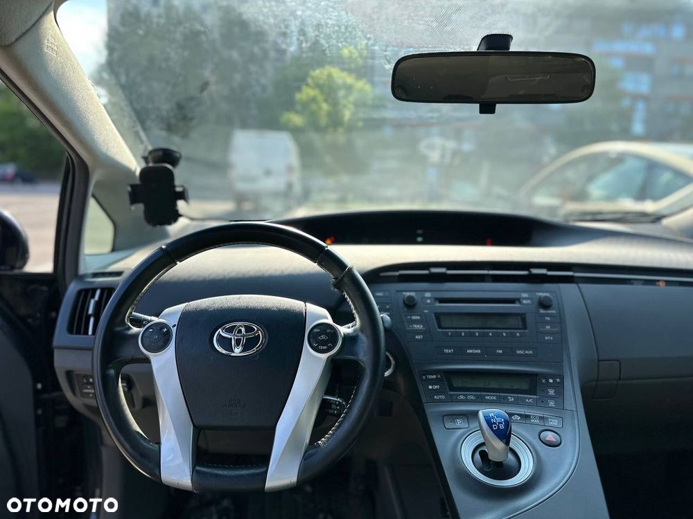 Toyota Prius 1.5 VVT-i Prestige - 14