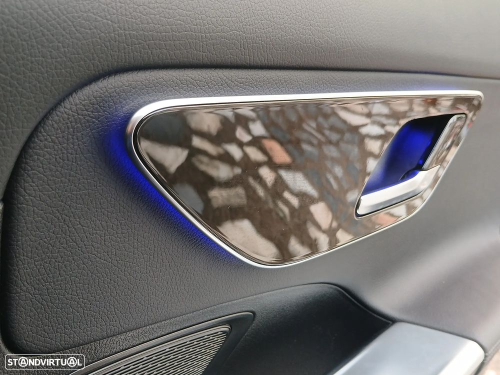 Mercedes-Benz C 300 e T 9G-TRONIC Avantgarde - 34