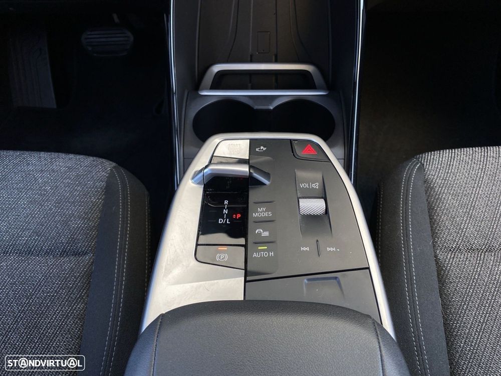 BMW 218 Active Tourer i Auto - 14