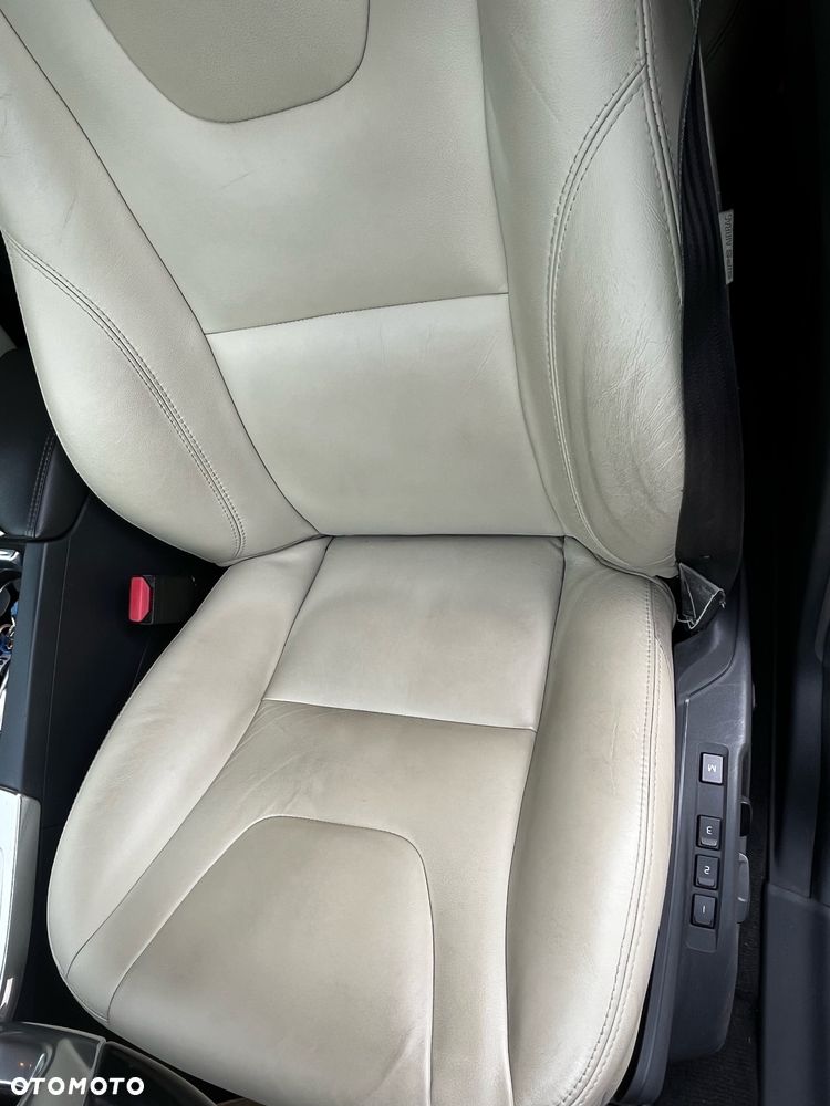 Volvo XC 60 D4 AWD Summum - 10
