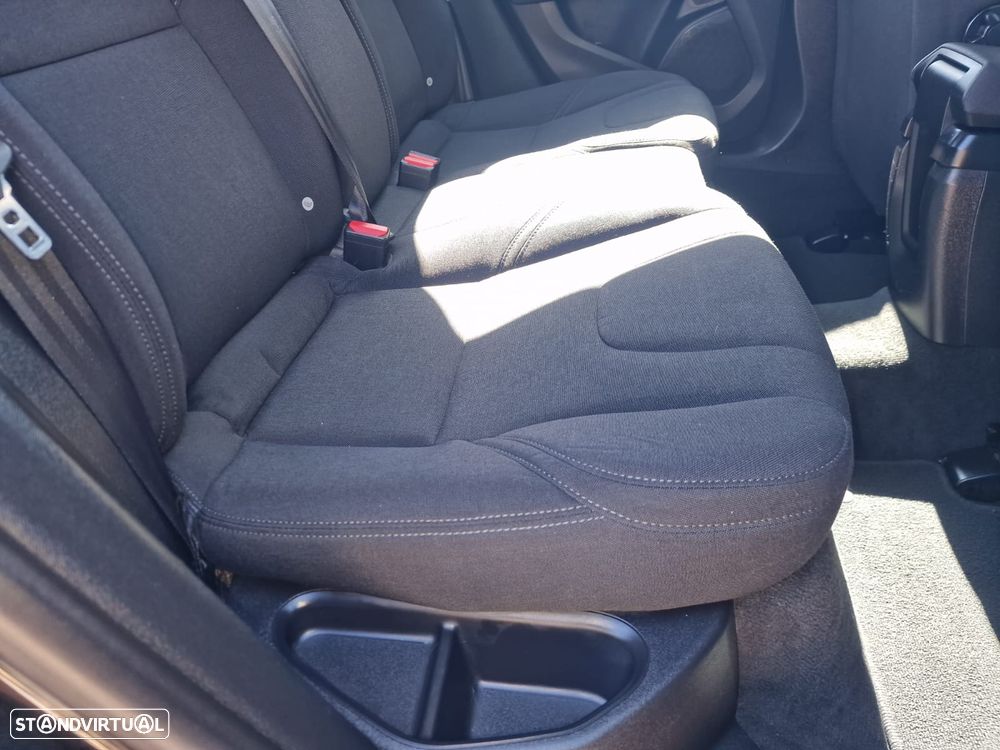 Volvo V40 2.0 D2 Kinetic Eco - 6