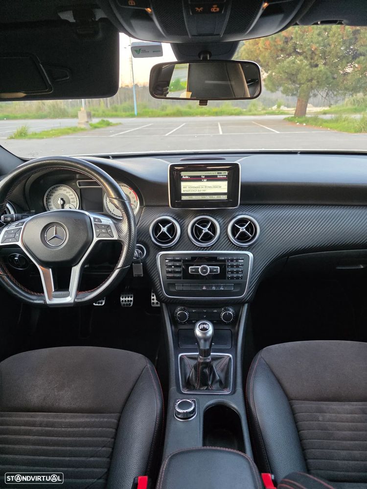Mercedes-Benz A 180 CDI BE AMG Line - 11