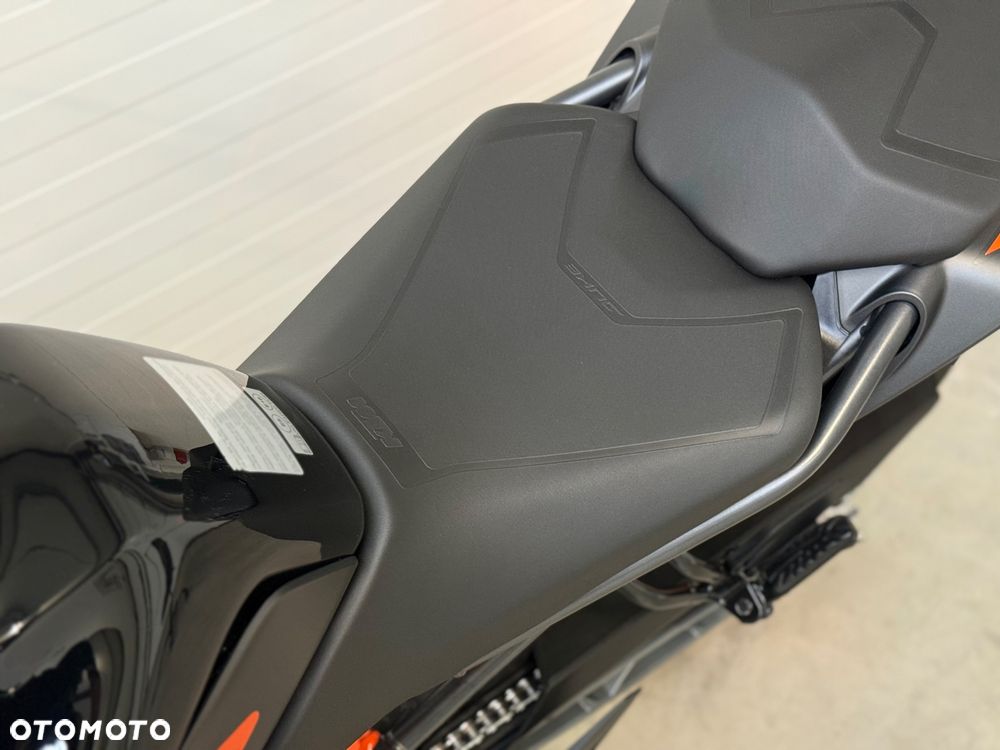 KTM Duke - 30