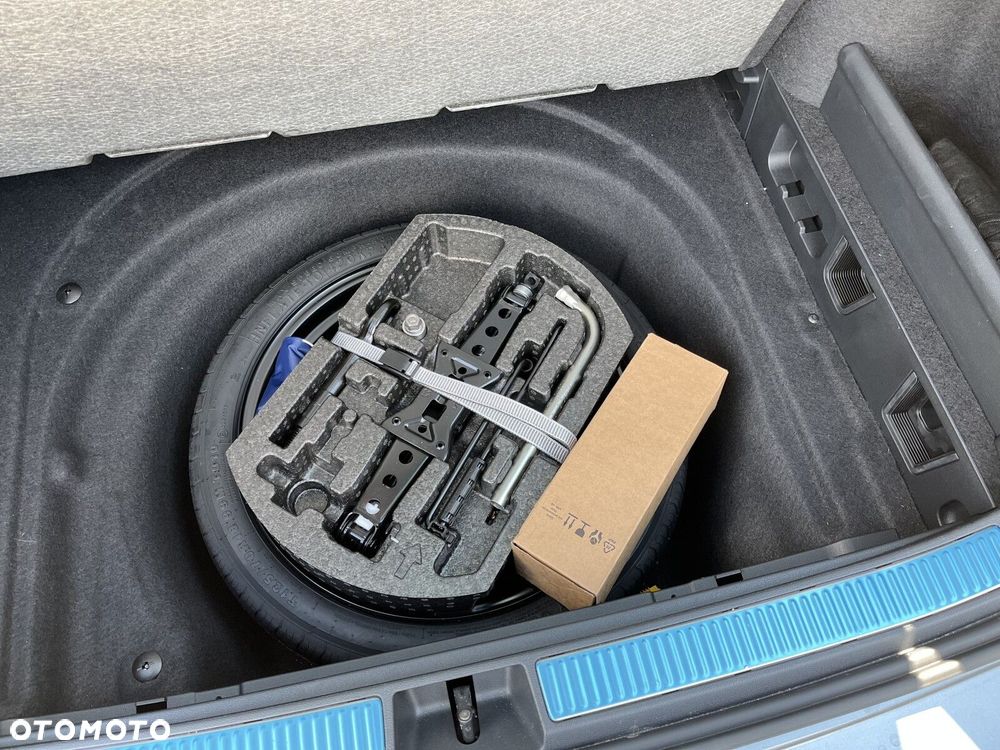 Volkswagen Passat - 19