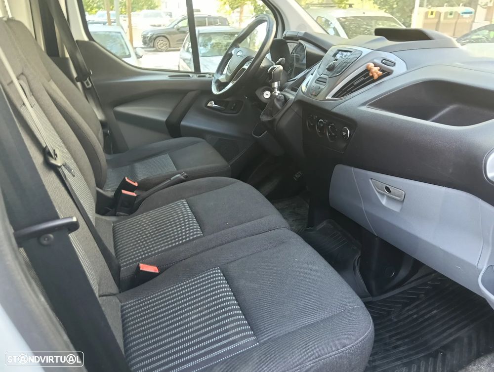 Ford Transit custom - 18
