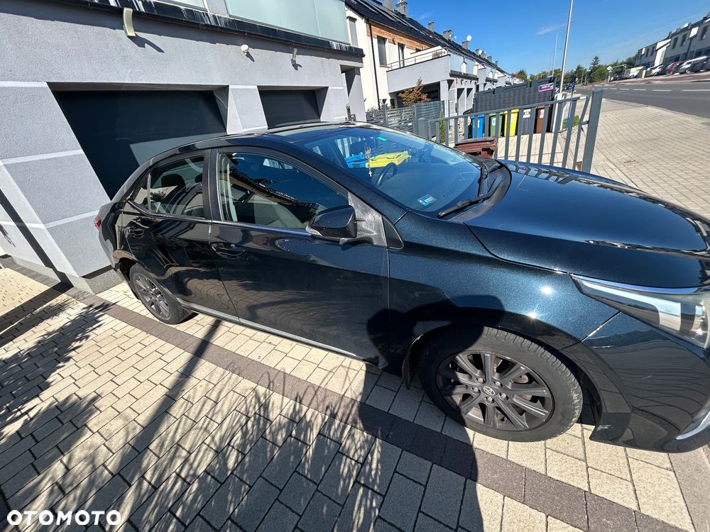 Toyota Corolla 1.6 Premium EU6 - 6