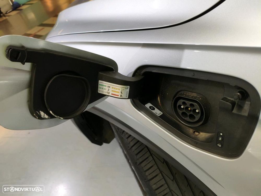 VW Tiguan 1.4 TSI eHybrid Life DSG - 11