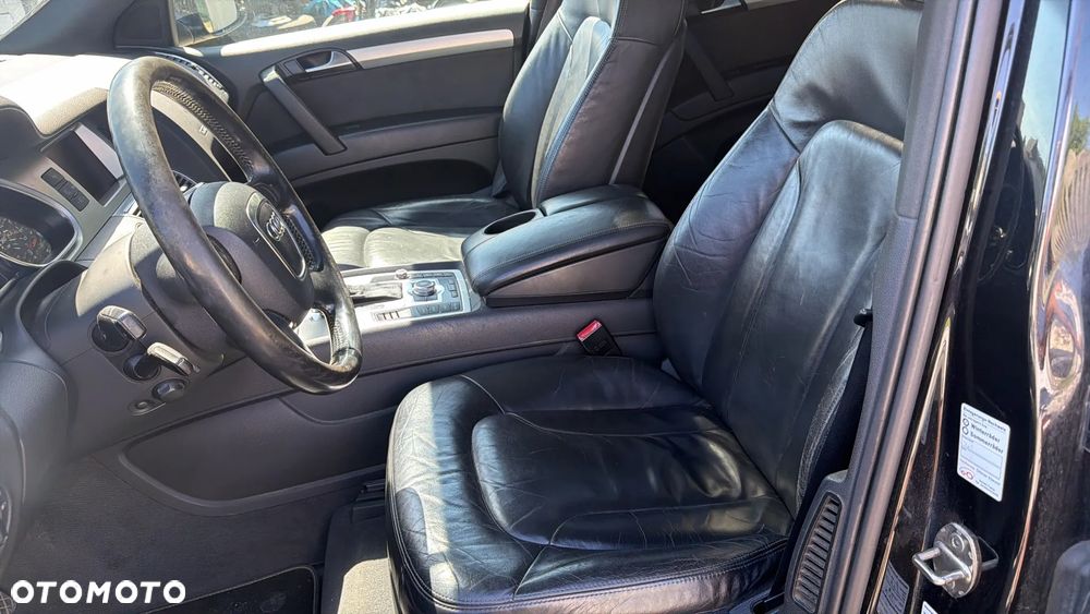 Audi Q7 - 7