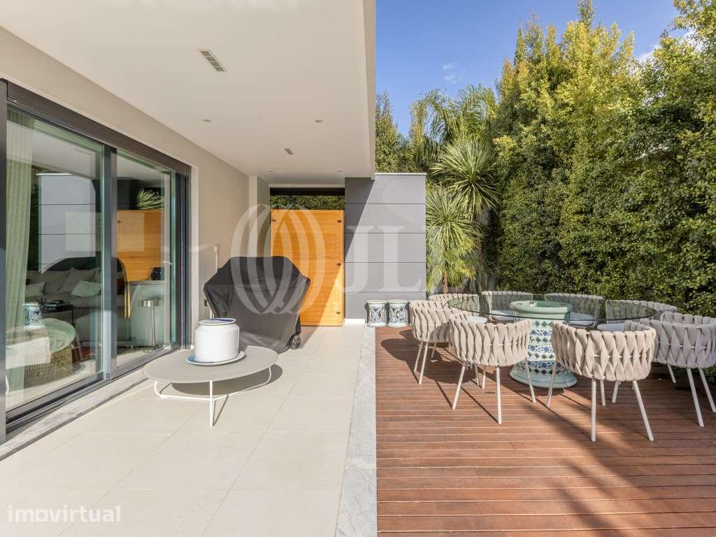 Moradia T4+2 com jardim e piscina em Birre Cascais - Grande imagem: 3/38