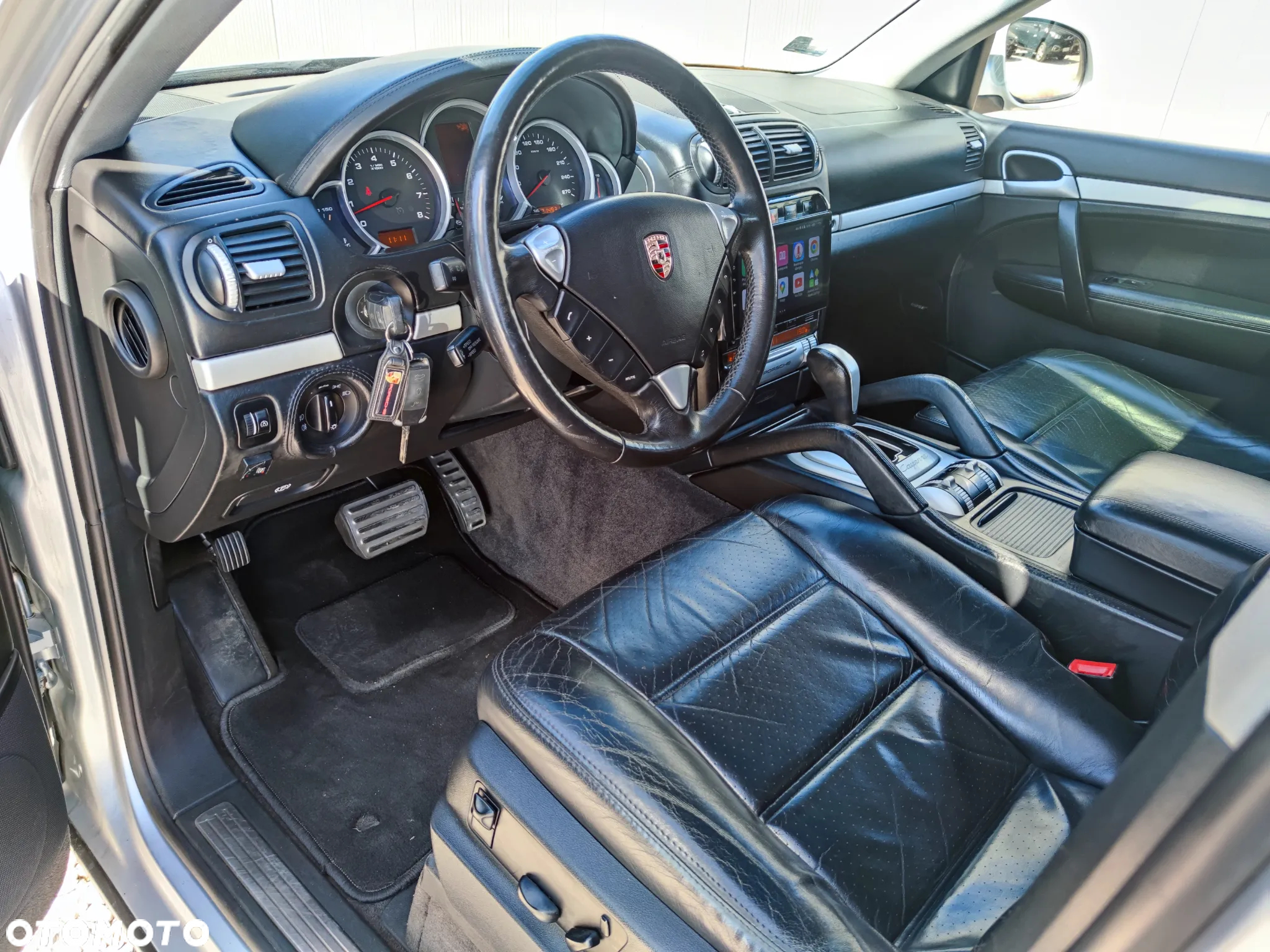 Porsche Cayenne - 38