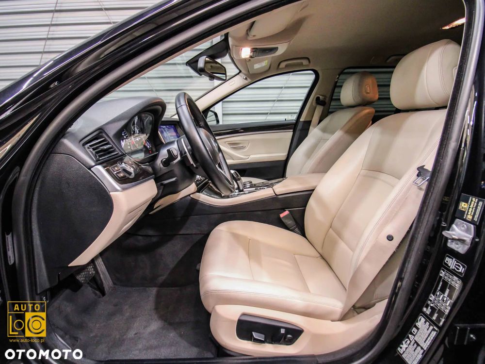 BMW Seria 5 520d xDrive Luxury Line - 12