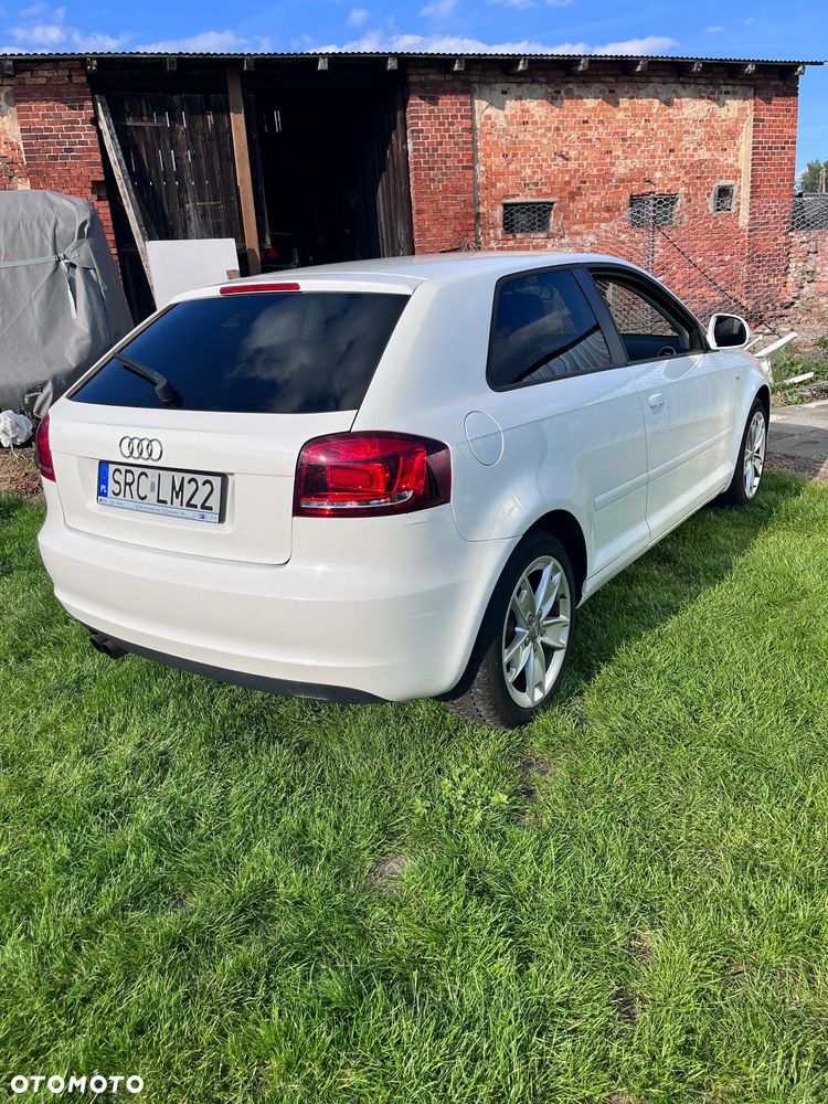 Audi A3 3-drzwiowe 2.0 TDI DPF Ambiente - 17