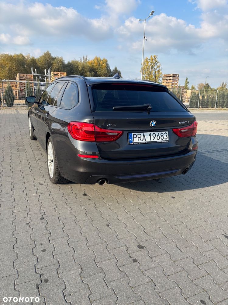 BMW 5 Series 2018 photo 4